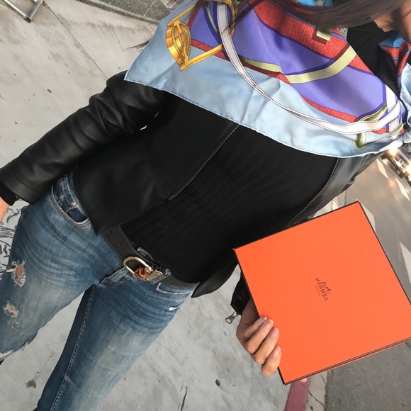 Hermès Silk scarf - Picture 2 of 3